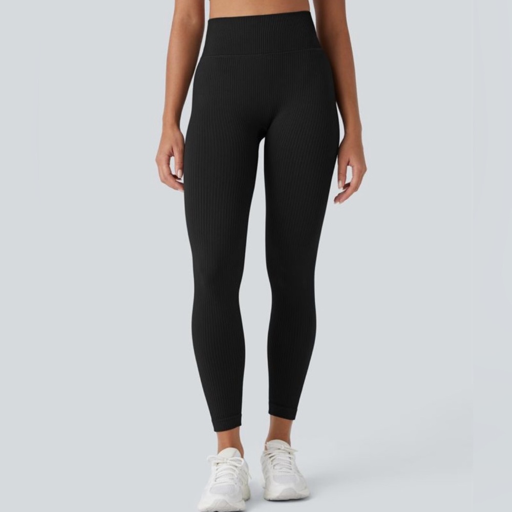 Halara Set of 2 Slim Fit High Waisted Ribbed Leggings in Gray & Black Size L - Picture 4 of 5